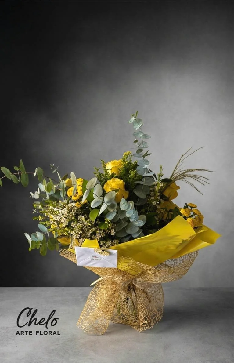 Ramo amarillo de rosas para cualquier ocasión